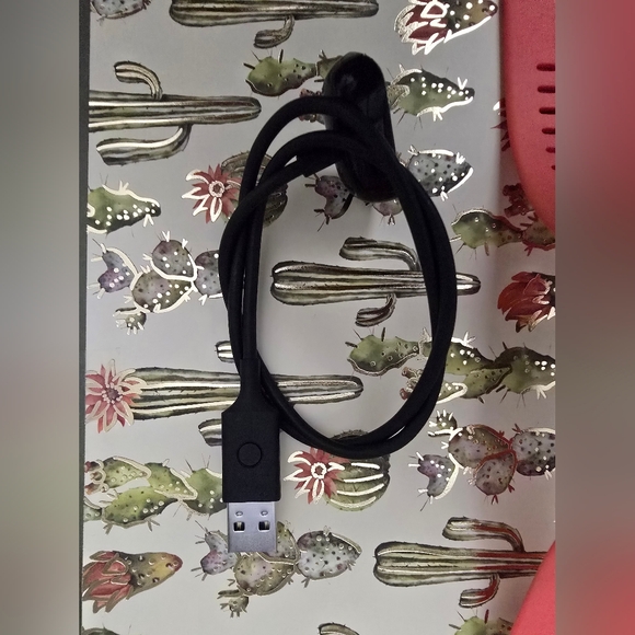 Fitbit Red Smartwatch - Picture 3 of 7